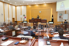 충주시의회 의원들, 입법활동 돋보여