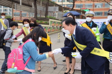 김지철 충남교육감, 교통안전 홍보활동 전개