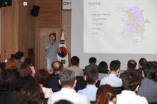 충북 레이크파크 르네상스 특강·시·군 회의 개최