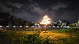 천안시, 직산 삼은저수지 화려한 LED조명 설치