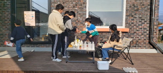 부여 내산초,  마음나눔 시장 놀이 운영