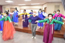 배우고, 익히고, 즐기고… 고령 친화도시 청양군