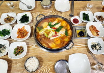 청주 육거리시장 맛집 - 20년째 시장상인 단골식당 연다래