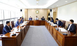 천안시의회 공익사업 가축사육 제한 조례 완화 의원 발의에 우려의 목소리 나와