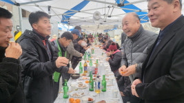 부여 내산면, 주민자치총회·노인잔치 개최