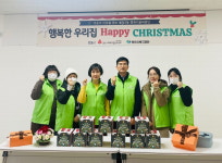 천안시 불당2동 행복키움지원단, 취약계층에 쌀케이크 전달