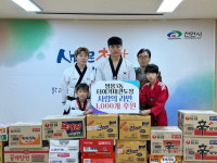 천안 타이거태권도, 쌍용3동에 사랑의 라면 전달