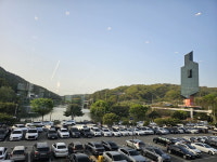 명암타워의 명(明)과 암(暗)