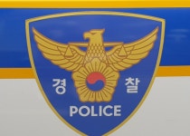 청주 고교서 70대 경비원 교문에 깔려 사망… 경찰 수사