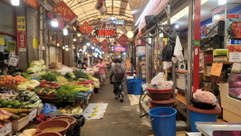 [청년이 간다] 눈으로 보고 귀로 듣고… 육거리시장 사는 맛 쏠쏠