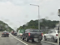 꽉 막힌 중부내륙고속도로…추석 귀성길 벌써 정체