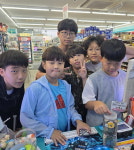 GS25 천안목천점, 목천읍에 주민 정성 모아 후원금 전달