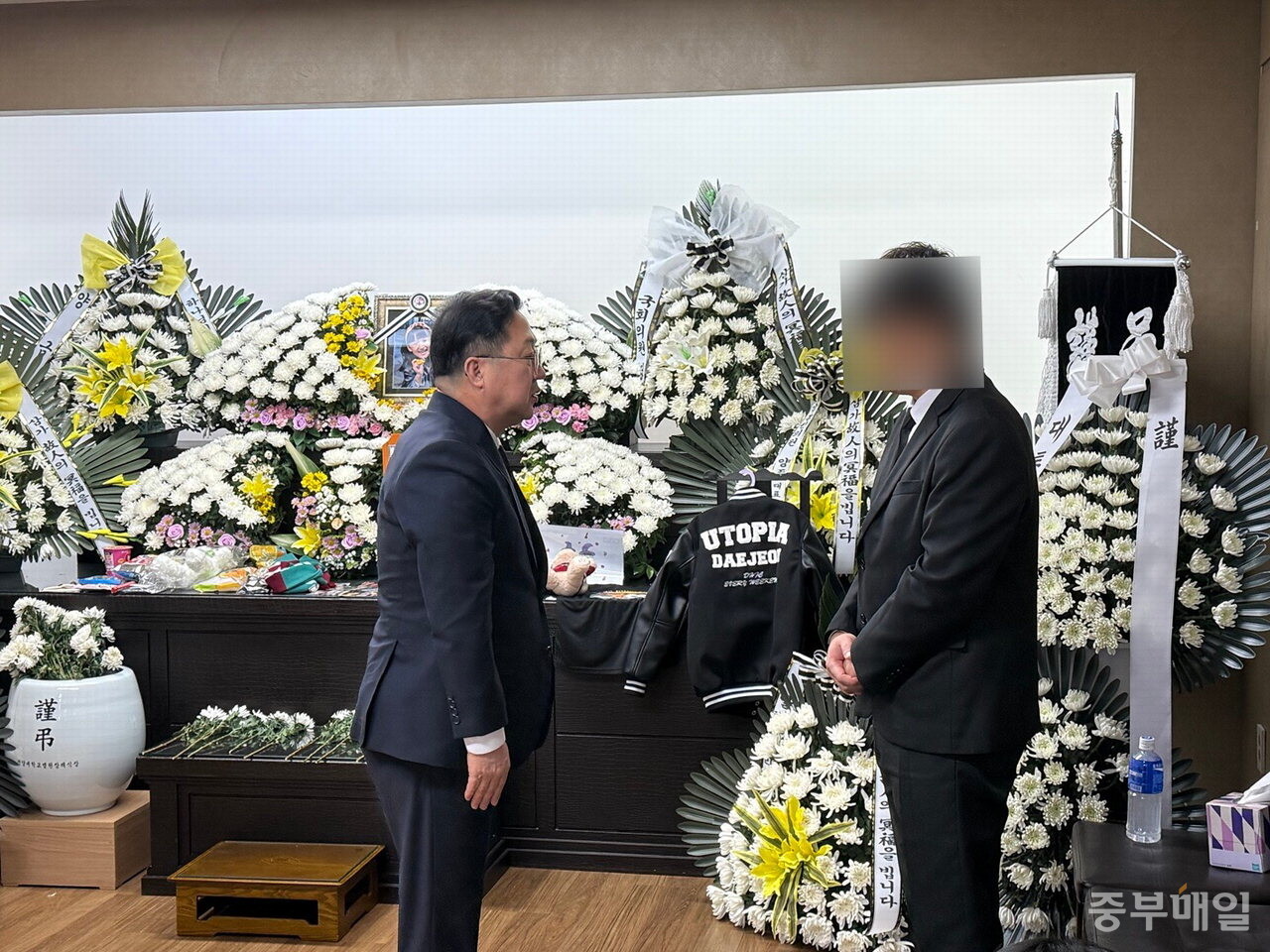피살된 초등학생 김하늘양, 대한민국을 슬프게 만든 비극적인 일에 대통령 대행까지 조문{ }