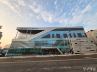 천안시 청수도서관, 원어민과 함께 소통해요 영어도시락 운영