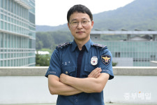 [충북경찰이 뛴다] 8. 이송성 충북경찰청 범죄예방계 경감