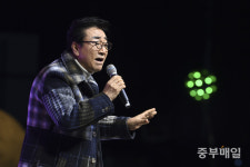 가을밤 추억 선사… 2025 중부매일 가을음악회 성료