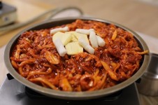 명성오리불고기, 30일 Knn생방송투데이 사상 엄궁동 골목 맛집 선정