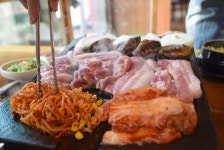 제주 동문시장 근처 흑돼지 맛집 ‘돈향기’, 제주산 흑돼지 사용