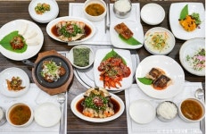 30년 전통의 게장갈치꽃게탕 상 차림 선보이는 전주 맛집 바다꽃게탕