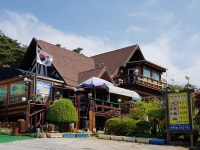 서해안 안면도 여행지와 안면도맛집 ‘딴뚝통나무집식당’