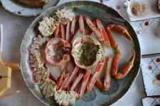 대포항 맛집 북한횟집, 대게 먹으면 싱싱한 회 무료 제공