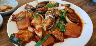 식도락과 함께하는 제주 여행. 제주도 에코랜드 갈치조림 맛집. ‘옛집2’