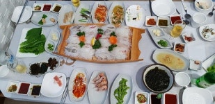 제주도 조천읍 가볼만한 곳을 찾는다면, 함덕해수욕장 맛집 ‘대박횟집’