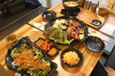 성수동 맛집 ‘위풍당당 족발’ 잡내없는 쫄깃한 식감으로 차별화된 맛 선보여