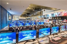 ‘브리즈PC방 홍대입구역점’, 모든 게이밍기어 긱스타제품으로 최고사양 게임환경 제공