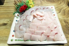 제주공항 근처에 위치한 현지인 횟집? ‘다미회’, 저렴하고 푸짐한 서비스 제공