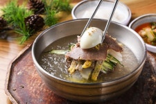 평양냉면 vs 함흥냉면 어느 파? ‘냉면’ 맛집 뺨치는 냉면 육수·냉면 무절임으로 냉면 만들기