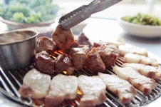 “여름철 흑도야지 근고기 맛보고 가세요” 제주공항 근처 월대천 흑돼지 맛집 ‘돈사촌 외도점’ 