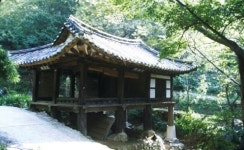 [대전역사 바로알기] 바위에 날리는 옥 같은 물방울, 옥류각(玉溜閣)