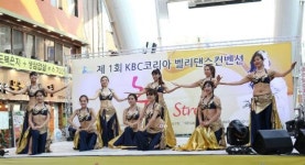 리모컨과 베개 대신 스카이로드 밸리댄스 구경 가자!