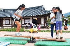 [포토뉴스]추석여행…아산 민속외암마을로 고고~~