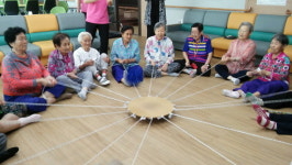 치매 걸리면 무조건 요양원으로?