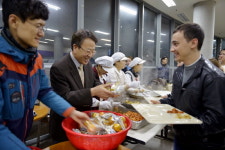 배재대 복지번영회, 연말 외국 유학생 위로행사