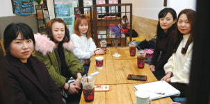 아산 배방에 모인 엄마들 긍정 에너지는 우리의 힘