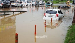 [동영상]천안ㆍ아산 게릴라성 폭우 침수피해 잇따라