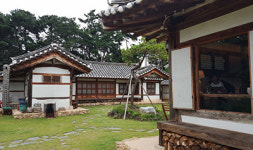 풍경이 더해지니 커피맛이 그뤠잇