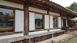 풍경이 더해지니 커피맛이 그뤠잇