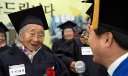 황명선 논산시장, 어르신들 앞에서 울컥한 사연