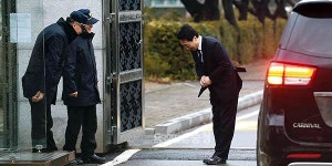 리스타트시흥지사 | '안희정 충격파' 박수현 "12일부터 리스타트"