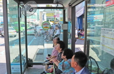 당진시,폭염 횡단보도 그늘막‧버스 승강장 선풍기 설치