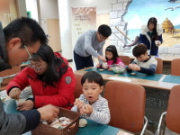태안군 고남패총박물관, 조개화석 만들며 패총체험