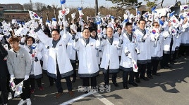 충남 최초 만세 운동지는 예산