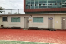 동호회에 빼앗긴 테니스장… 토박이 갑질 논란