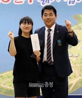 공주시청 역도팀 실업연맹회장배 대회 '겹경사'