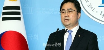 더불어민주당 혁신위원장에 김종민 최고위원