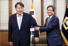 법률사무소로뎀남희영변호사 | 황희석 "불법 사찰에도 침묵하는 판사님들…엘리트들의 한계"